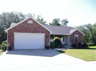 324 Heritage Dr, Sullivan, MO 63080