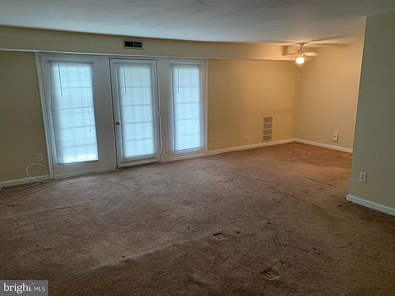 2nd image of 12709 Gordon Blvd APT 64
