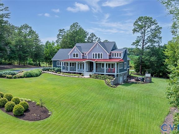 4th image of 2122 Jockey Ridge Rd