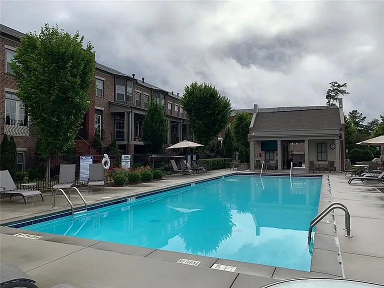 4742 Cypress Cmns — Photo 21