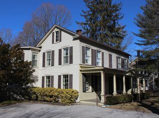 11 N Main St, Kent, CT 06757