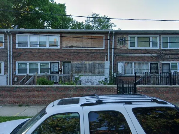 67 E 37th Pl, Chicago, IL 60653