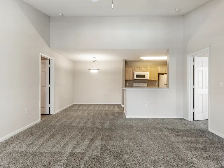 Palm Club Apartment Homes — Photo 15
