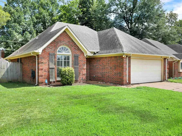 250 Bendigo Dr, Cordova, TN 38018