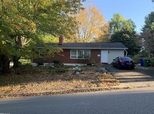 1413 Palmer Dr, Blacksburg, VA 24060