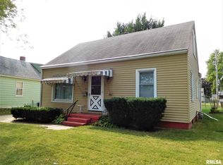 1407 Howard Ct, Pekin, IL 61554
