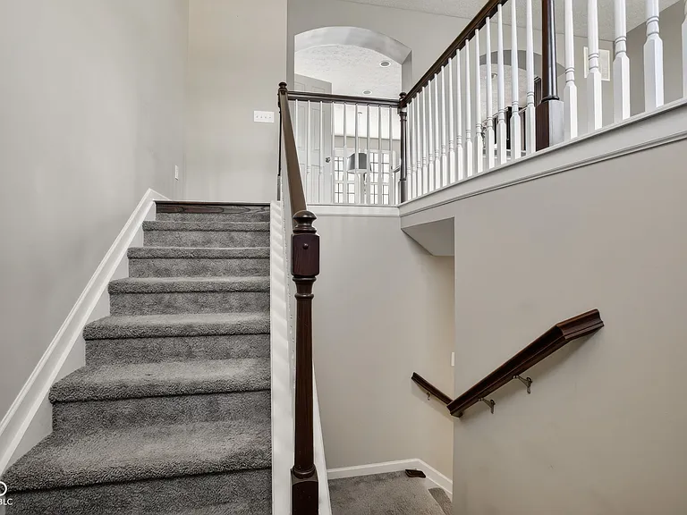 12692 Tamworth Dr — Photo 8