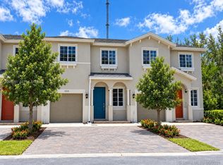 Walden Place, Miami Gardens, FL 33169