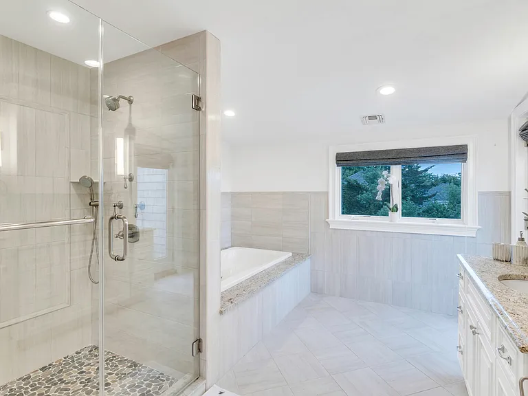 51 Cliff Rd — Photo 14