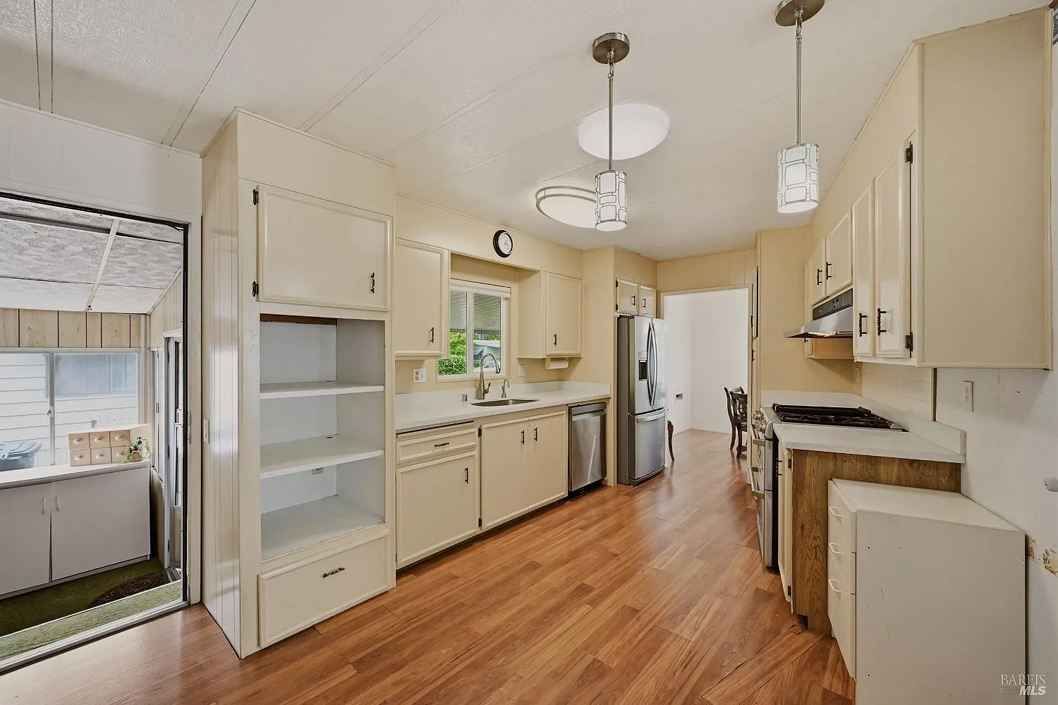 61 Westgate Circle - Photo 6