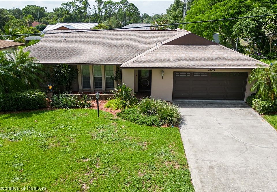 1st image of 104 Apple Tree Ave