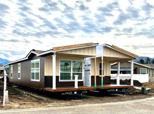 4601 S Pacific Hwy UNIT 8, Phoenix, OR 97535