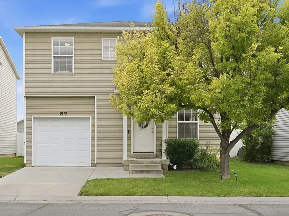 1977 N 2225 W, Clinton, UT 84015