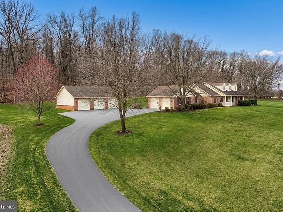 4th image of 800 Kendale Rd