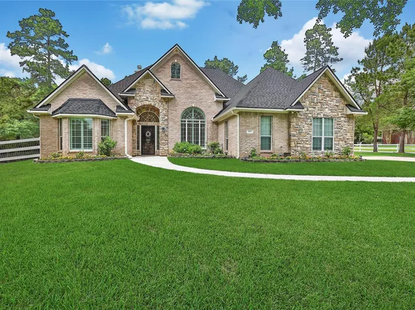 345 Ridgelake Scenic Dr, Montgomery, TX 77316