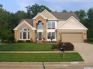 19654 E Kerry Pl, Strongsville, OH