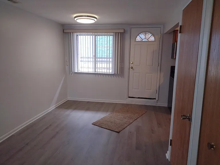 806 Ford Ave #2 — Photo 2