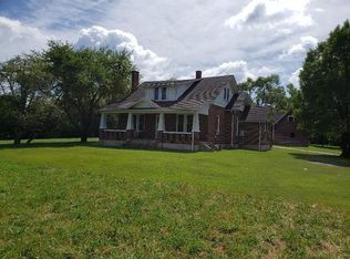 111 Petty Rd, Galax, VA 24333