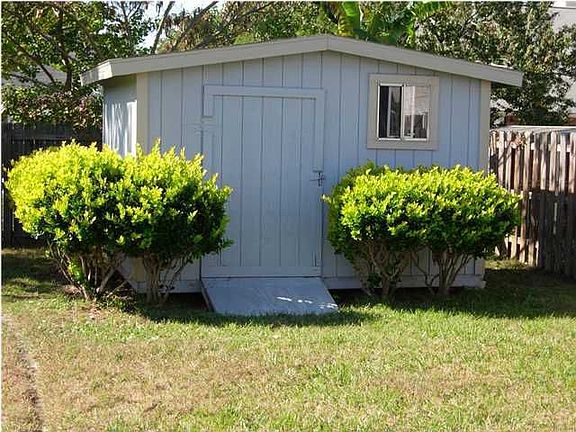 10x12 detached storage shed