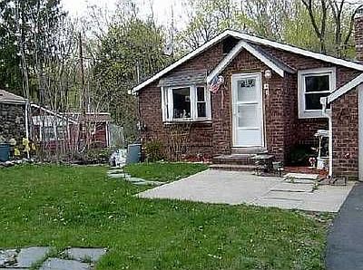 1st image of 6 Morningside Dr