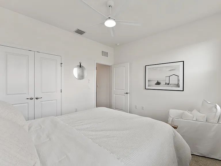 4932 NW 39th Loop — Photo 40