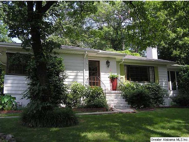 2nd image of 100 Windhaven Rd