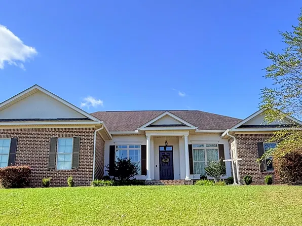 105 Brooke Ln, Enterprise, AL 36330