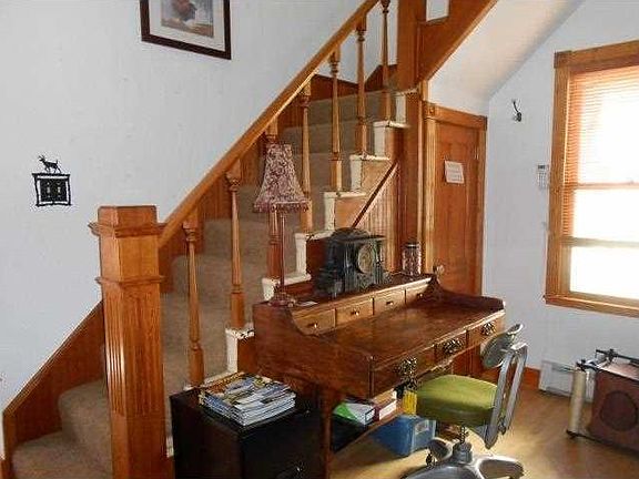 5th image of 117 Platt Ave S