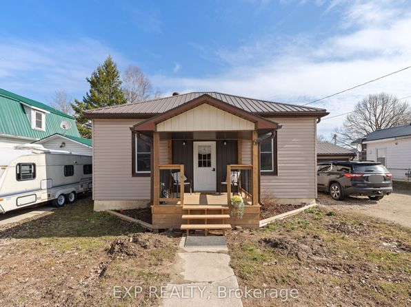 61 Queen St, Huron East, ON N0G 2W0