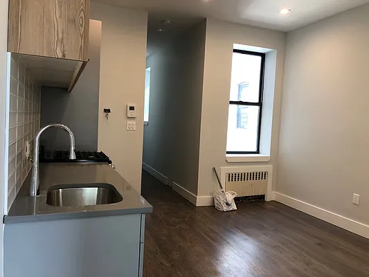 Rented by Roomeze | media 10