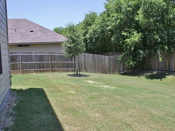 4th image of 5603 Degan Way