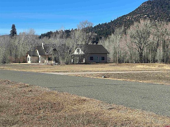 5th image of 160 Riverside Court