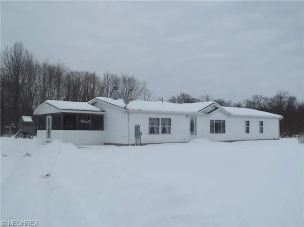 2029 Moore Rd, Orwell, OH 44076