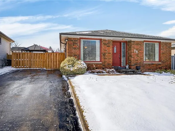 72 Boston Cres, Hamilton, ON L8T 4N2