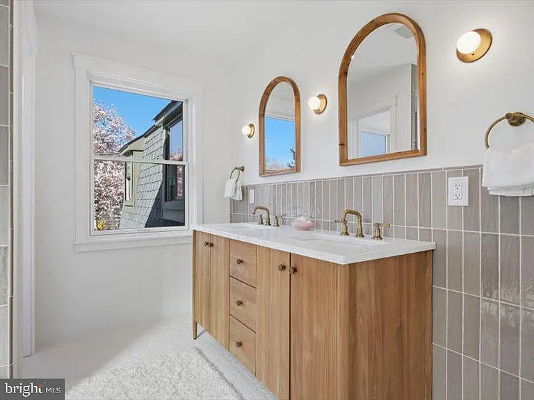 318 Dudley Ave — Photo 23