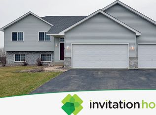 61 Dakota Ave, Elko New Market, MN 55054