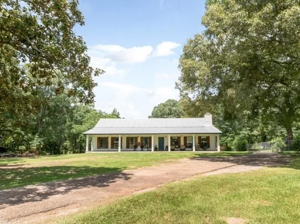 11525 Lott Rd, Chunchula, AL 36521