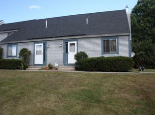 113 Bayberry Ln, Londonderry, NH 03053