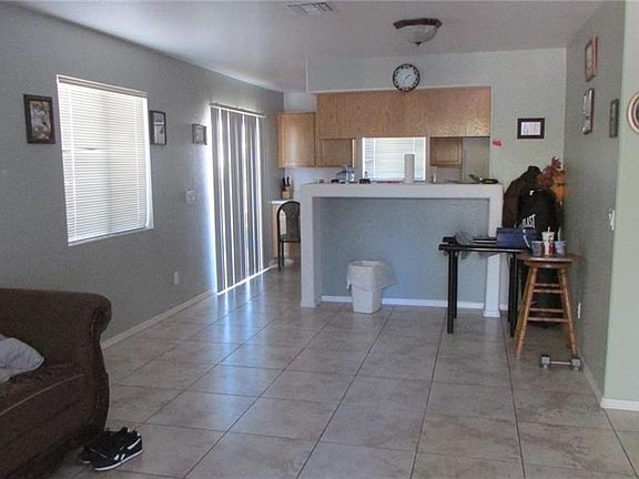 3rd image of 1978 Sea Breeze Ln