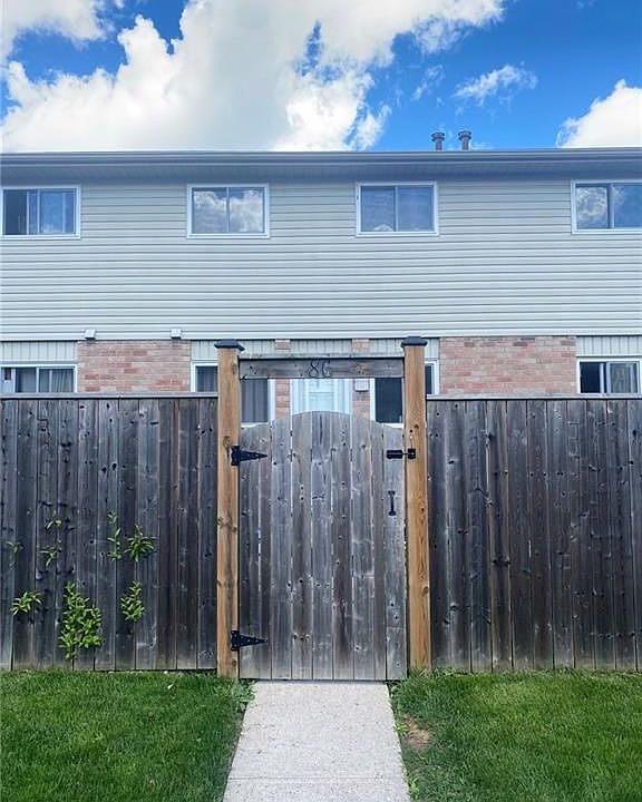 2nd image of 1096 Jalna Blvd #86