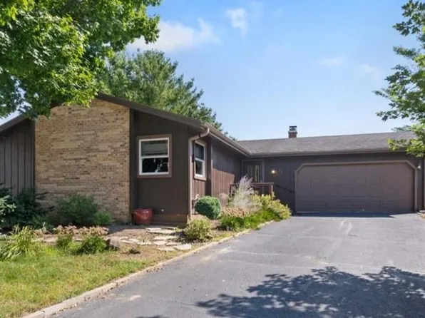 13 Jason Cir, Madison, WI 53719