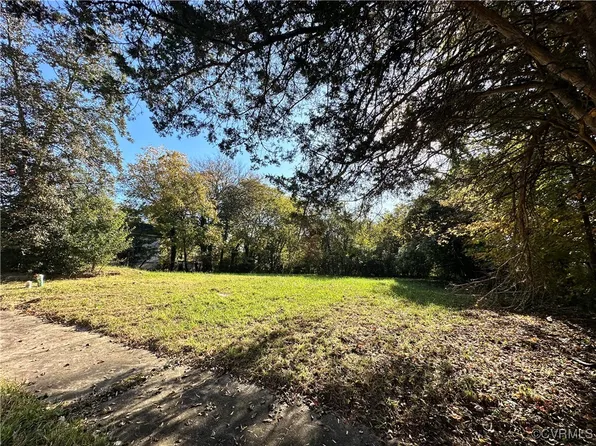 808 Shepherd Ave, Danville, VA 24540