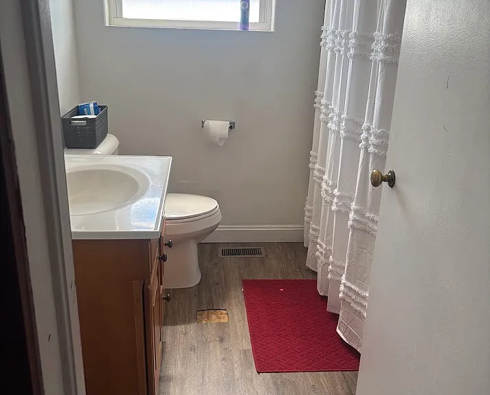 1011 E Main St — Photo 6