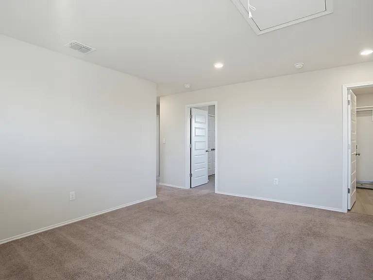 10803 Airmen Dr — Photo 13