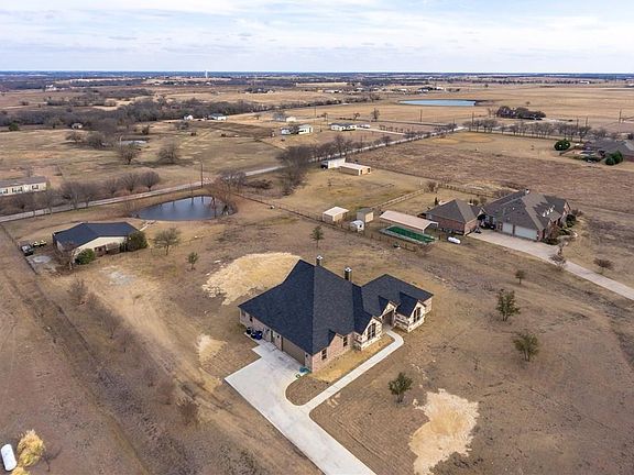 3rd image of 9144 Prairie Meadow Ln