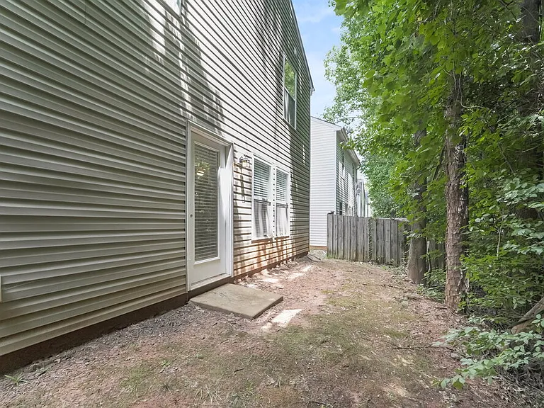 7054 Sycamore Grove Ct — Photo 17