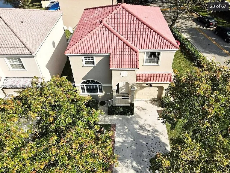 409 NW 87th Ln — Photo 12