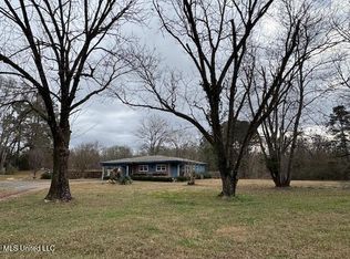 401 Carpenter St, Utica, MS 39175