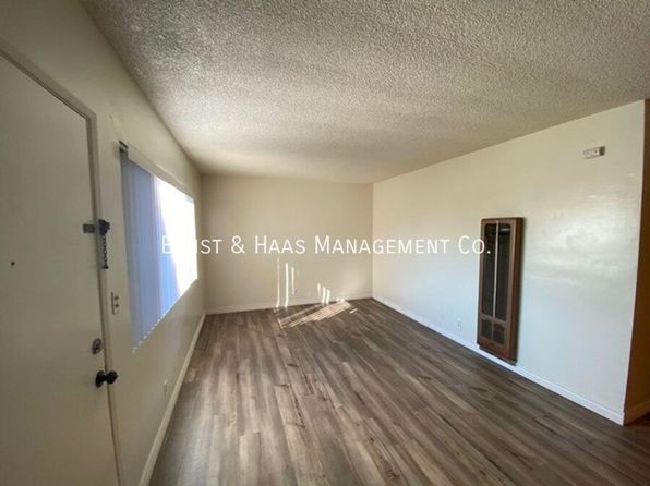 3301 E Artesia Blvd APT 7