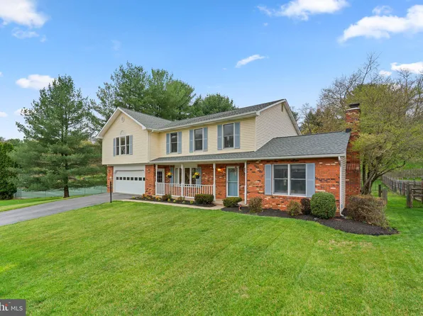 6212 Monroe Ave, Sykesville, MD 21784